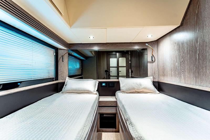 Twin guest cabin